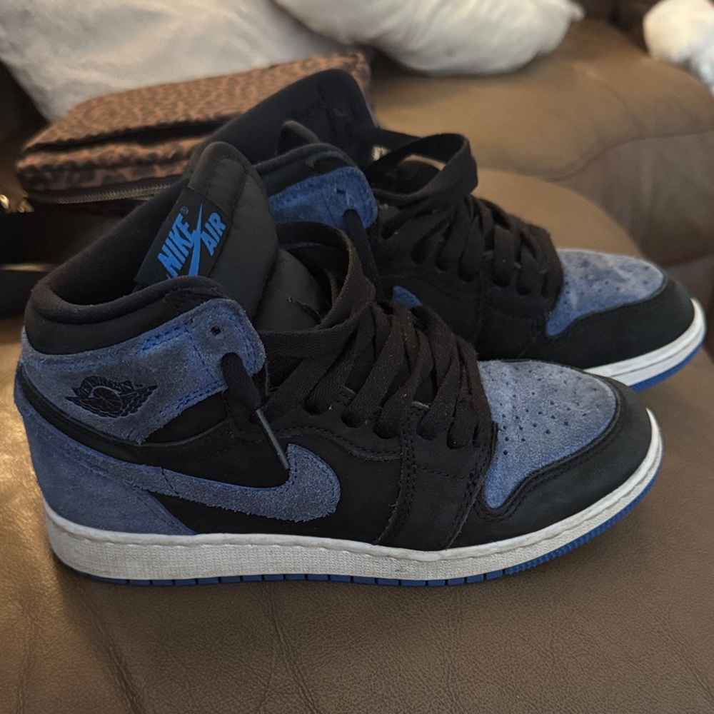AIR JORDAN Nike High-Top Black and Blue Sneakers